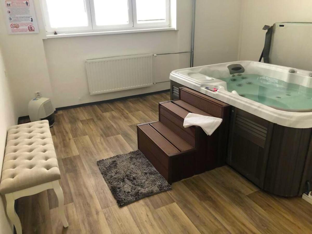 Hotel Sasanka Tatranská Lomnica Exteriör bild