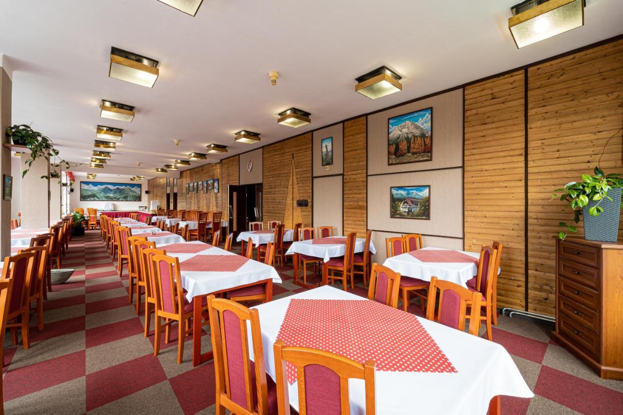 Hotel Sasanka Tatranská Lomnica Exteriör bild