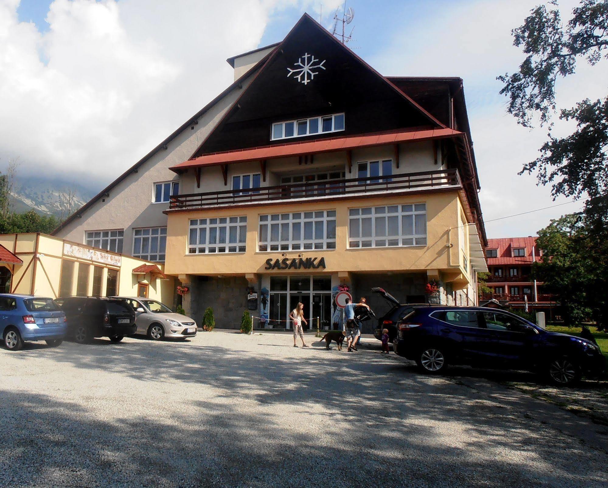 Hotel Sasanka Tatranská Lomnica Exteriör bild